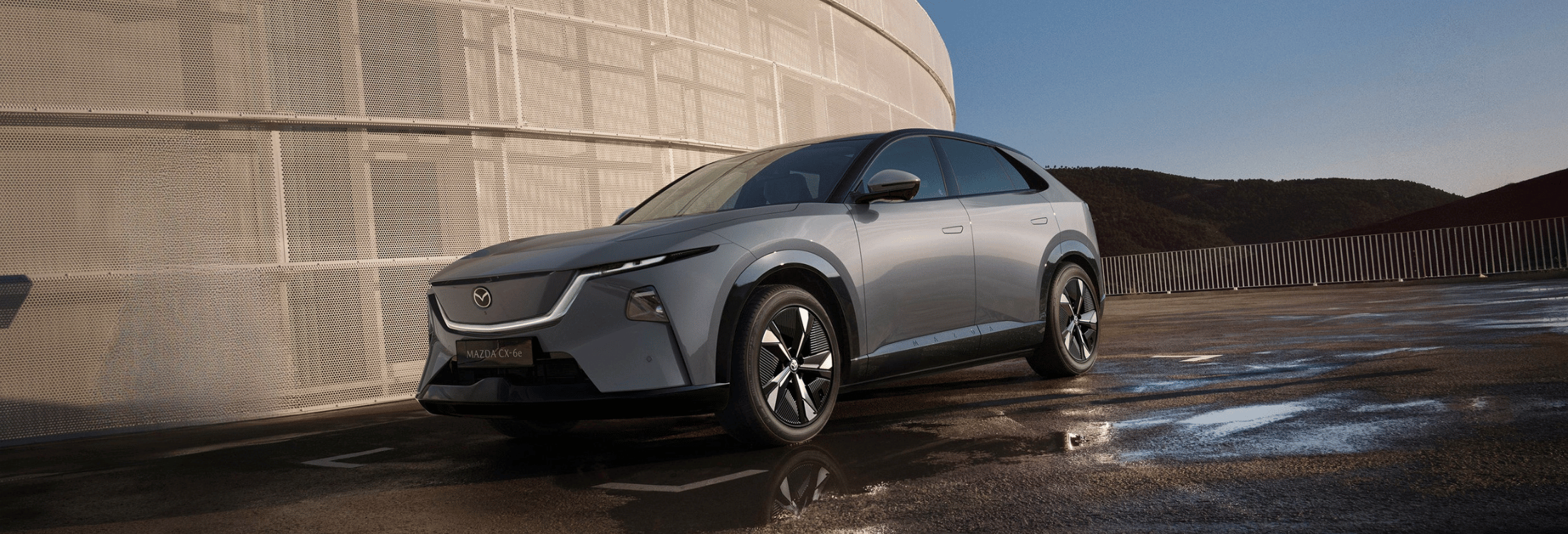Mazda CX-6e EV TAKUMI