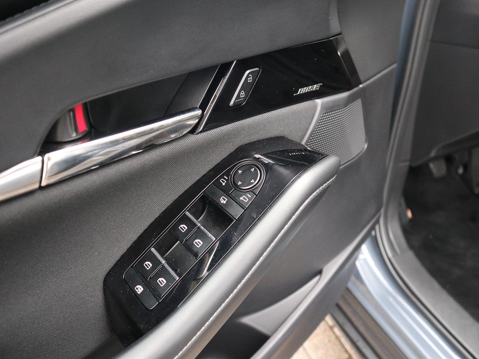 Fahrzeugabbildung Mazda CX-30 G-140 Exclusive-Line *Aktion* Allwetter 360° MATRIX BOSE SHZ HUD