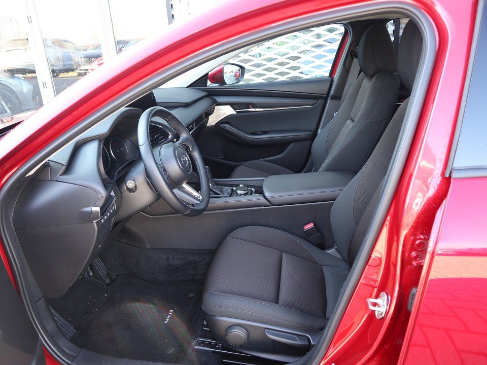 Fahrzeugabbildung Mazda 3 FB G-140 AT Exclusive-Line *Aktion* Allwettter NAVI 360° MATRIX BOSE LHZ SHZ