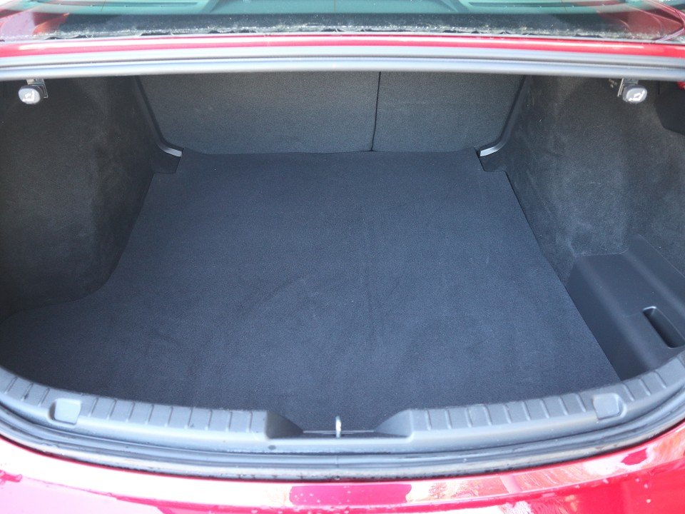 Fahrzeugabbildung Mazda 3 FB G-140 AT Exclusive-Line *Aktion* Allwettter NAVI 360° MATRIX BOSE LHZ SHZ