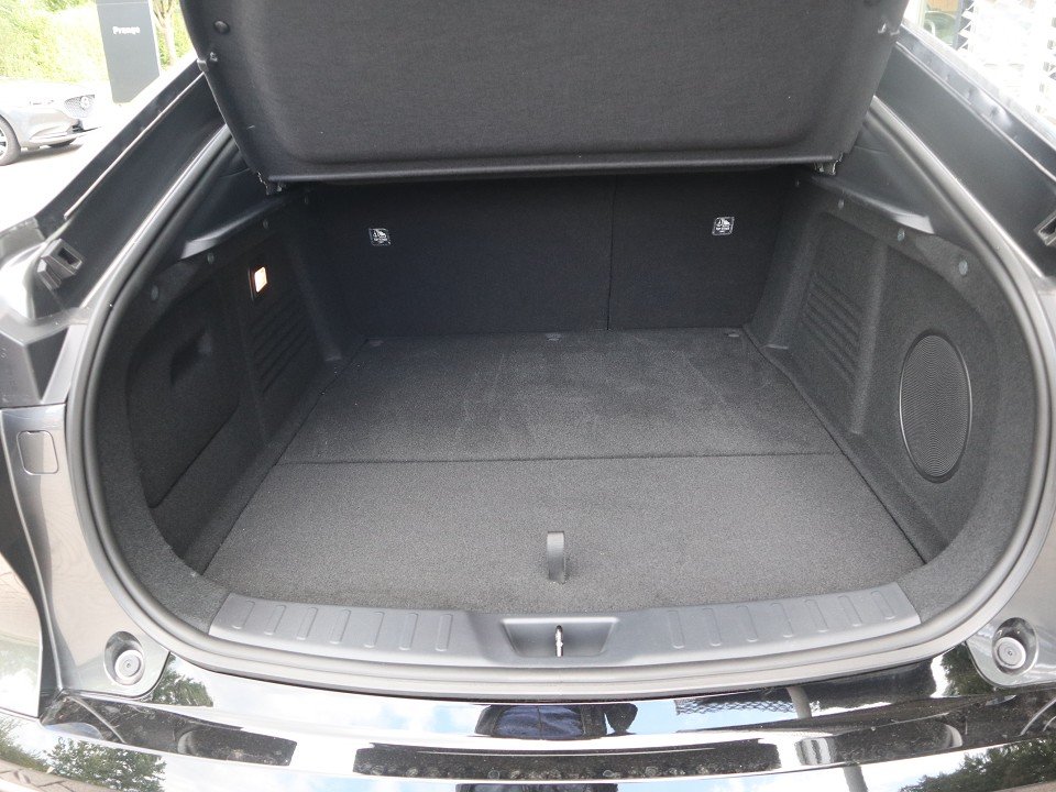 Fahrzeugabbildung Mazda 6e Takumi Plus EV-258 *Aktion* ELEKTRO TEIL-NAPPA PANO NAVI ACAA 360°