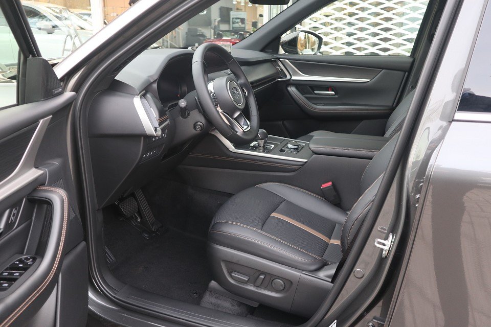 Fahrzeugabbildung Mazda CX-80 2026 D-254 AWD AT Homura Plus 7-Sitzer *Sofort*Aktion* PANO Leder el.Sitzv. 360° BOSE MATRIX