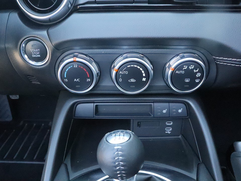 Fahrzeugabbildung Mazda MX-5 2027 G-136 Exclusive-Line *Aktion* LEDER NAVI ACAA BOSE MATRIX RFK SHZ