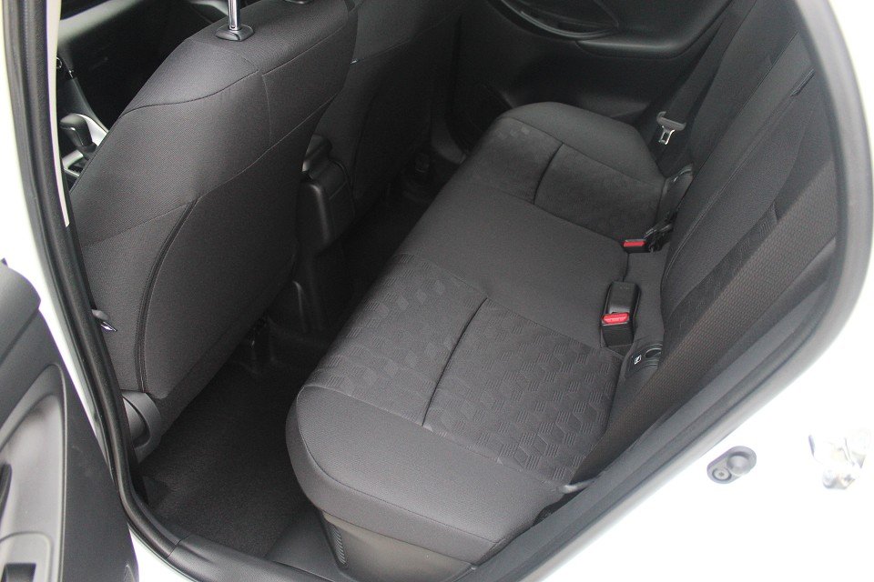 Fahrzeugabbildung Mazda 2 Hybrid 1.5L VVT-i 116 PS CVT Centre-Line *Sofort*Aktion* ALU ACAA RFK MRCC