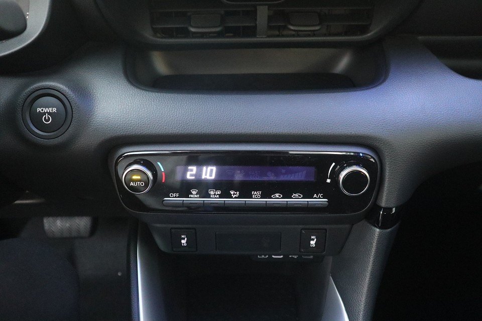 Fahrzeugabbildung Mazda 2 Hybrid 1.5L VVT-i 116 PS CVT Exclusive-Line *Aktion* ACAA RFK SHZ LHZ MRCC LogIn