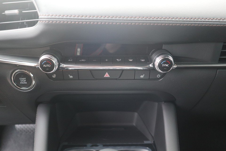 Fahrzeugabbildung Mazda 3 X-186 AT Exclusive-Line 360° MATRIX BOSE LHZ