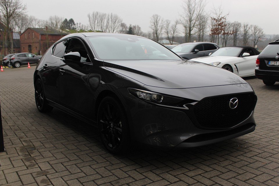 Fahrzeugabbildung Mazda 3 X-186 AT Exclusive-Line 360° MATRIX BOSE LHZ