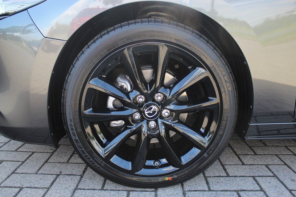 Fahrzeugabbildung Mazda 3 X-186 AT Exclusive-Line 360° MATRIX BOSE LHZ