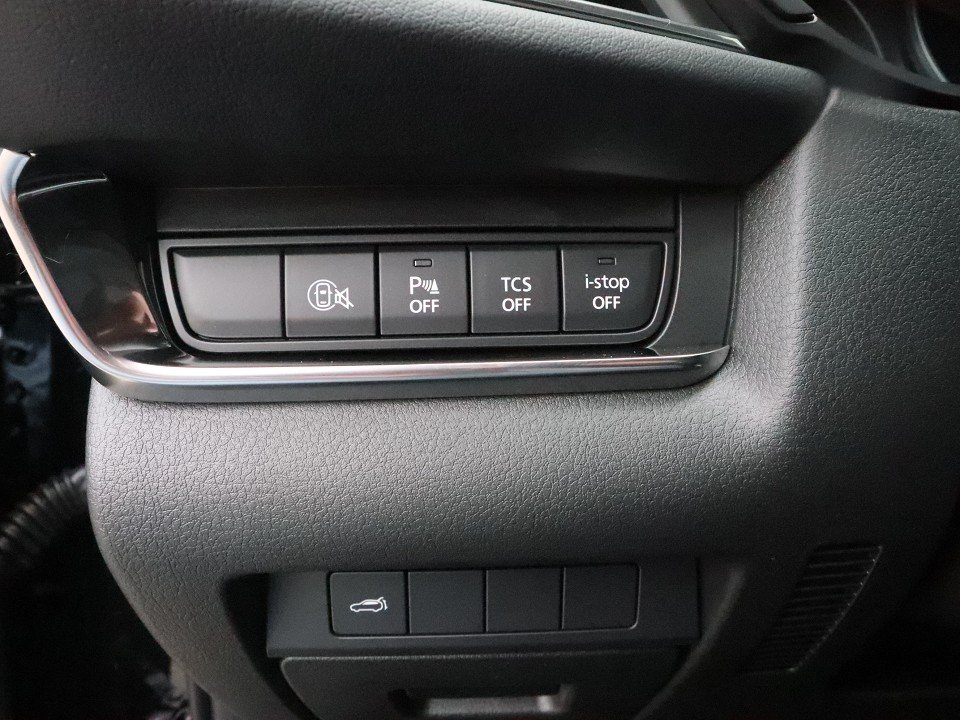 Fahrzeugabbildung Mazda CX-30 G-140 Homura *Aktion* 18Zoll SHZ EPH LogIn