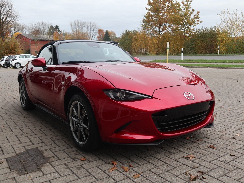 Fahrzeugabbildung Mazda MX-5 2026 G-132 Exclusive-Line LEDER MATRIX BOSE RFK SHZ