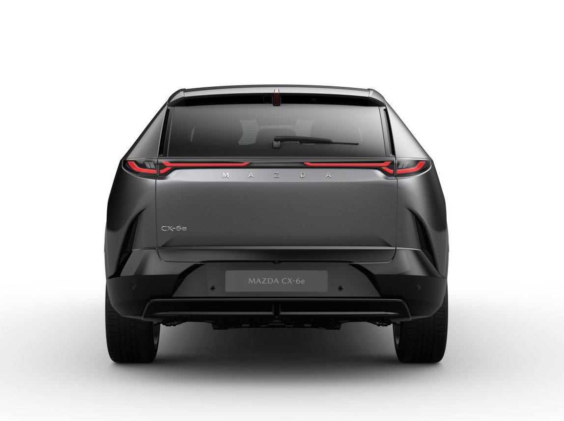 Fahrzeugabbildung Mazda CX-6e EV-258 Takumi Plus DIGI. SPIEGEL 21' PANO