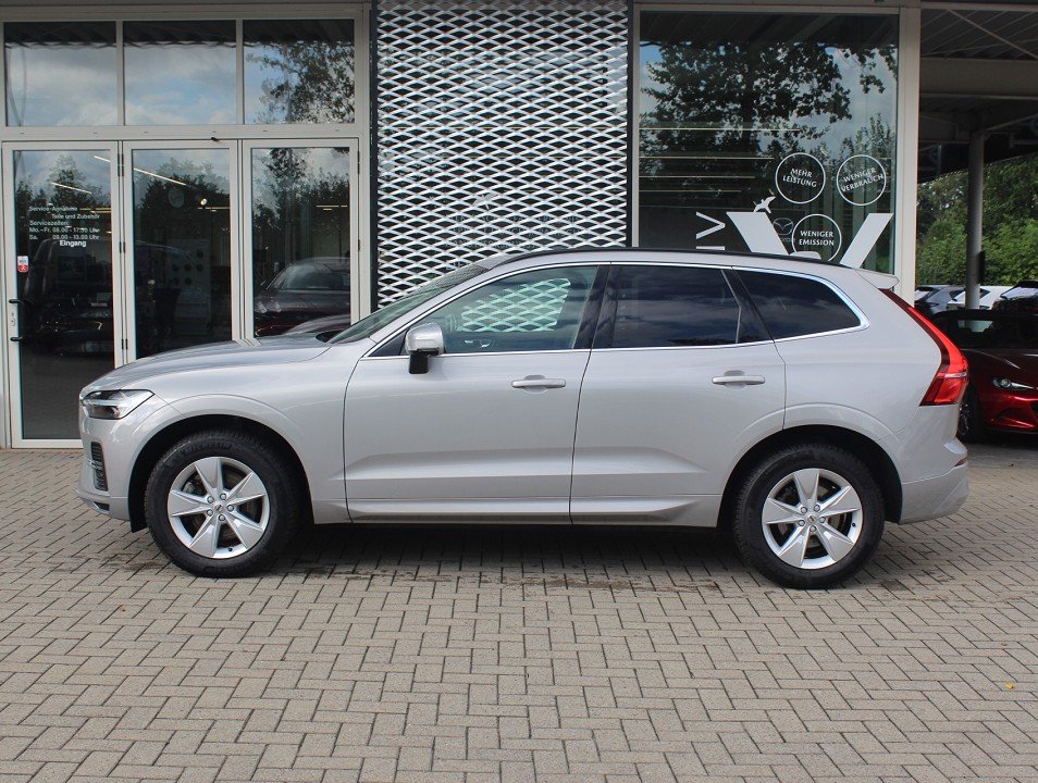 Fahrzeugabbildung Volvo XC-60 M-Hybrid B4 AT Core AHK NAVI ACAA SHZ LED RFK