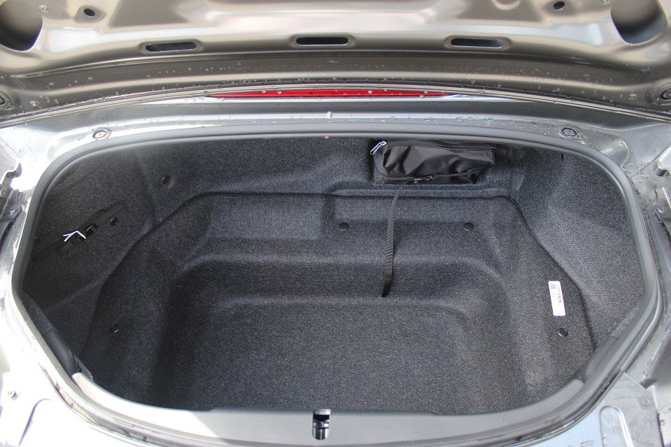 Fahrzeugabbildung Mazda MX-5 2027 G-136 Prime-Line *Aktion* NAVI ACAA TEMPOMAT VOLL-LED BLUETOOTH