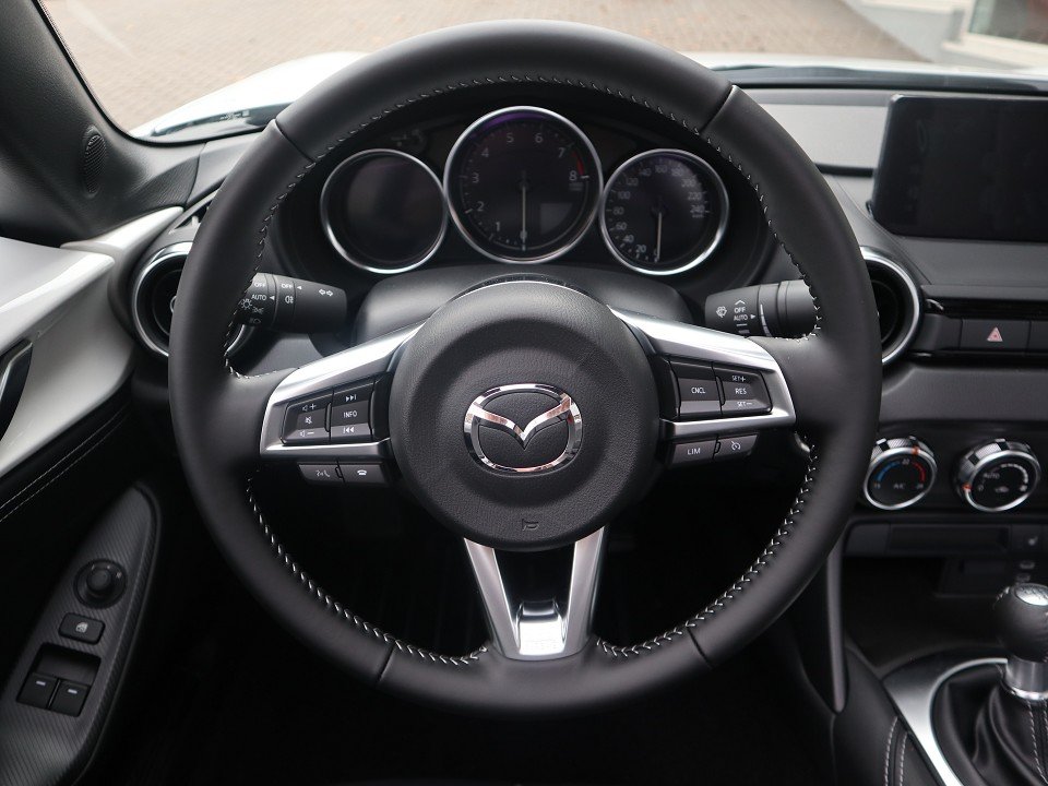 Fahrzeugabbildung Mazda MX-5 2027 G-136 Exclusive-Line *Sofort*Aktion* LEDER NAVI ACAA BOSE MATRIX RFK SHZ