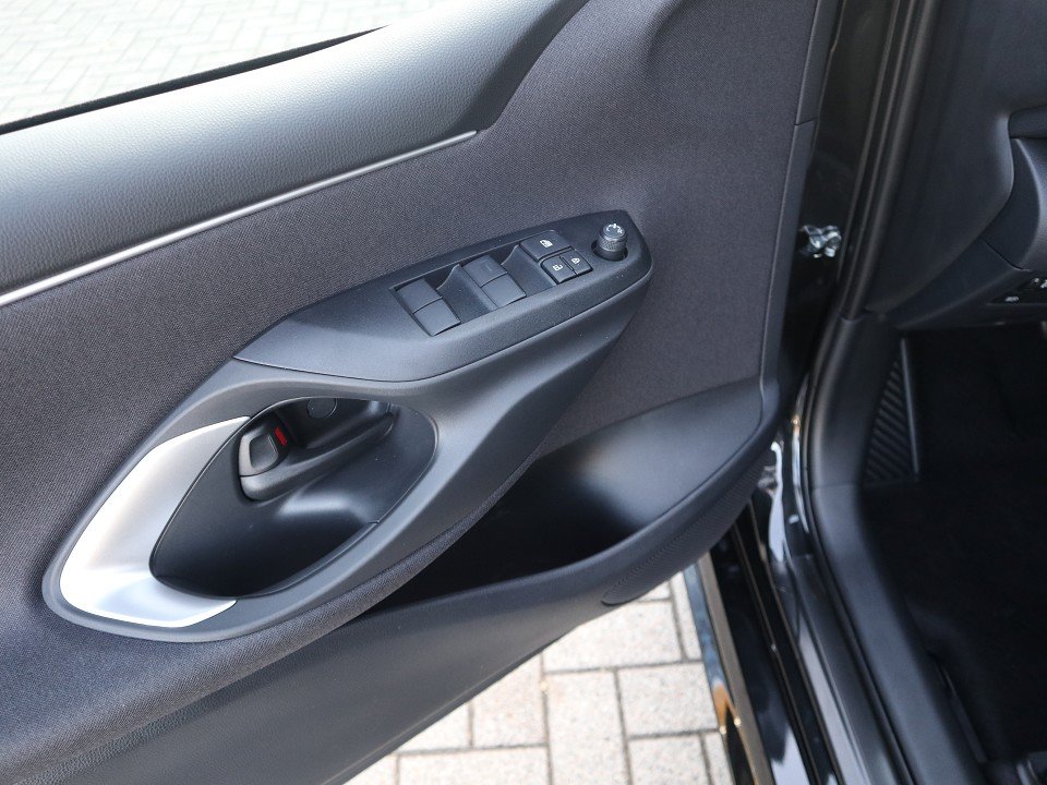 Fahrzeugabbildung Mazda 2 Hybrid 1.5L VVT-i 116 PS CVT Centre-Line *Sofort*Aktion* ALU ACAA RFK MRCC