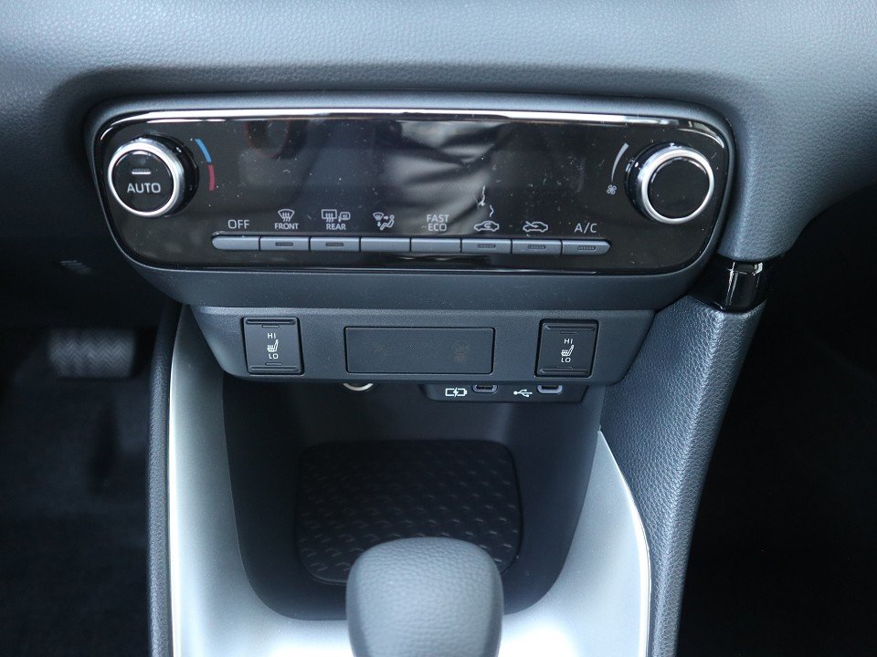 Fahrzeugabbildung Mazda 2 Hybrid 1.5L VVT-i 116 PS CVT Centre-Line *Sofort*Aktion* ALU ACAA RFK MRCC