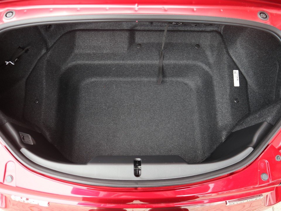 Fahrzeugabbildung Mazda MX-5 2027 G-136 Exclusive-Line LEDER NAVI ACAA BOSE MATRIX RFK SHZ