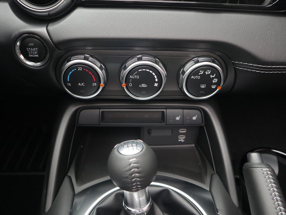 Fahrzeugabbildung Mazda MX-5 2027 G-136 Exclusive-Line LEDER NAVI ACAA BOSE MATRIX RFK SHZ