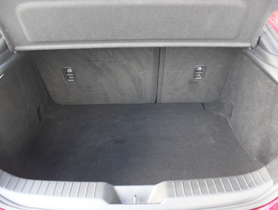 Fahrzeugabbildung Mazda 3 M-Hybrid G-140 Exclusive-Line *Aktion* Allwetter NAVI 360° MATRIX BOSE LogIn