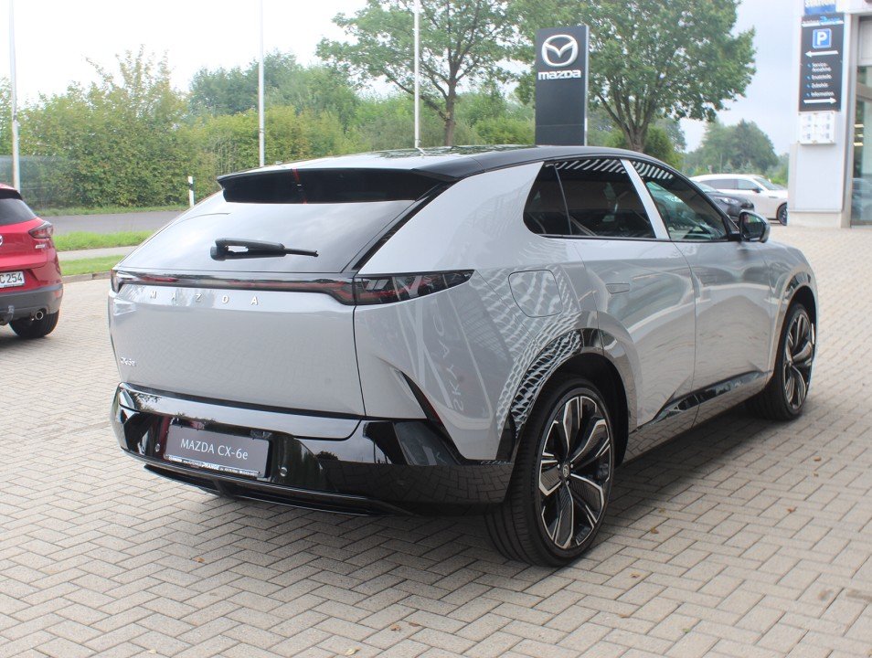 Fahrzeugabbildung Mazda CX-6e EV-258 Takumi Plus DIGI. SPIEGEL 21' PANO