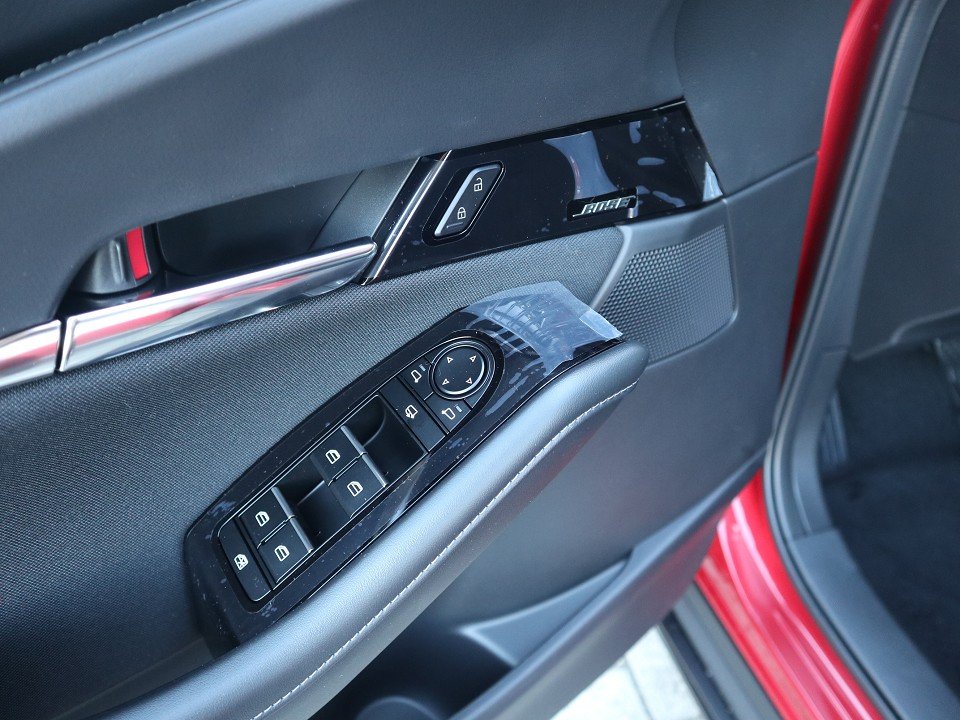 Fahrzeugabbildung Mazda CX-30 X-186 AT Exclusive-Line 360° MATRIX BOSE LHZ