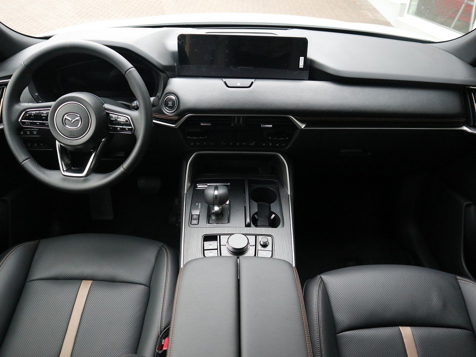 Fahrzeugabbildung Mazda CX-60 2026 D-200 AT Homura LEDER el.Sitzv. MATRIX MRCC