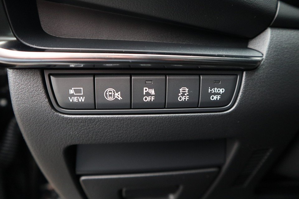 Fahrzeugabbildung Mazda 3 FB 2027 M-Hybrid G-140 Exclusive-Line *Aktion* NAVI ACAA SHZ HUD 360° MATRIX BOSE