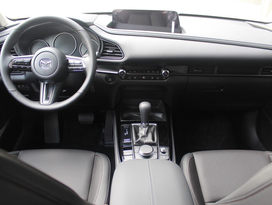 Fahrzeugabbildung Mazda CX-30 2027 G-140 AT Homura Plus LEDER 360° MATRIX BOSE