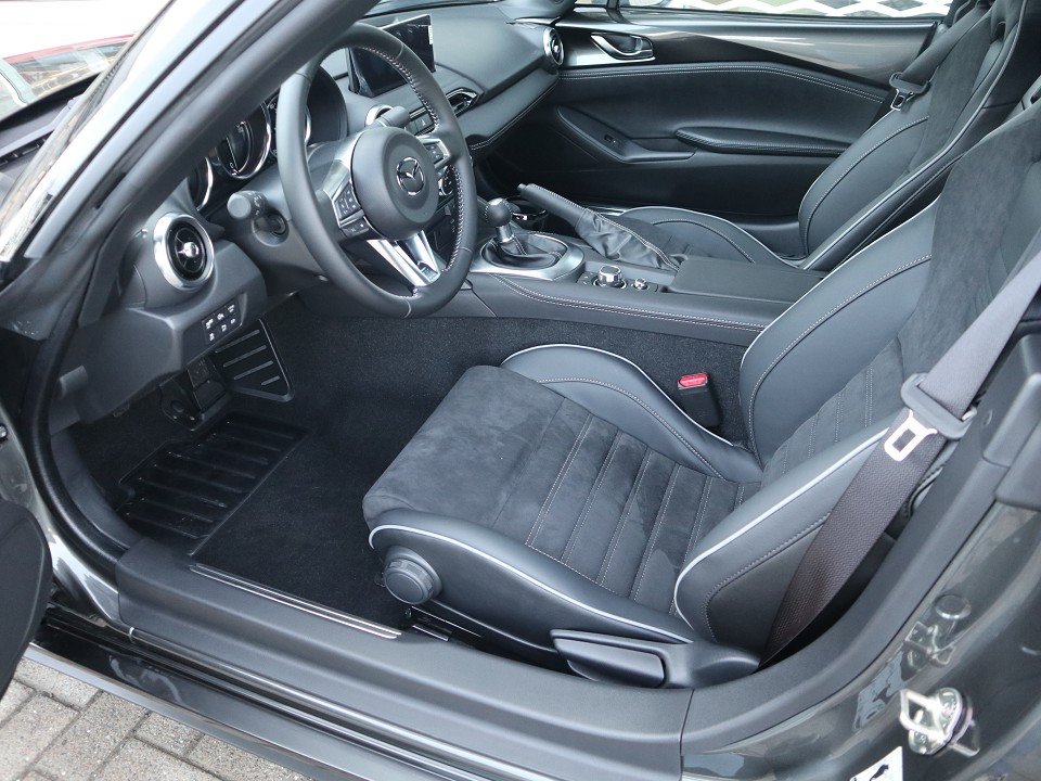 Fahrzeugabbildung Mazda MX-5 2027 G-136 Homura *Aktion* Recaro Bilstein Brembo Matrix SCBS