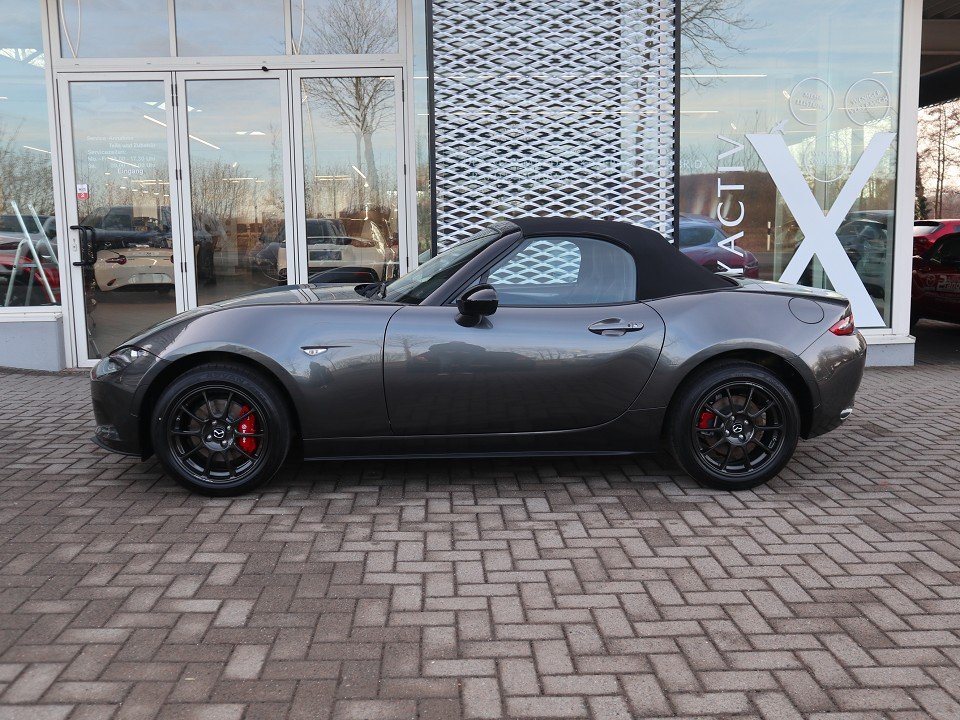 Fahrzeugabbildung Mazda MX-5 2027 G-136 Homura *Aktion* Recaro Bilstein Brembo Matrix SCBS