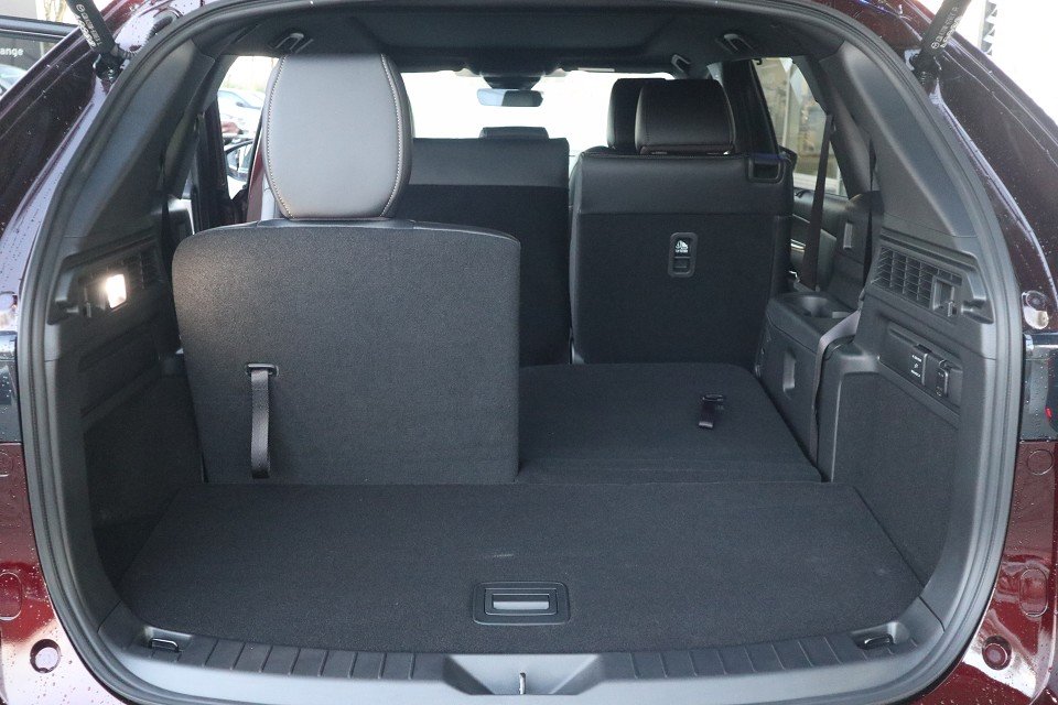 Fahrzeugabbildung Mazda CX-80 2026 PHEV AWD AT Exclusive-Line 7-Sitzer RFK EPH SHZ LHZ HUD