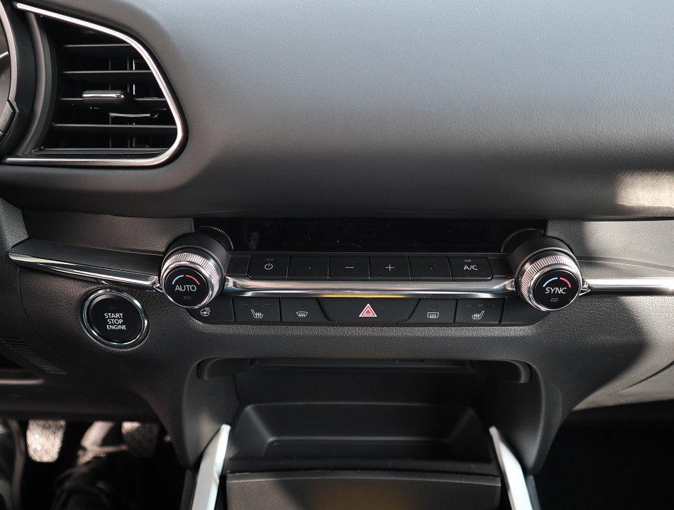 Fahrzeugabbildung Mazda CX-30 G-150 Selection DES-P ACT-P *AHK*Aktion* MATRIX 360° EPH SHZ LHZ LogIn