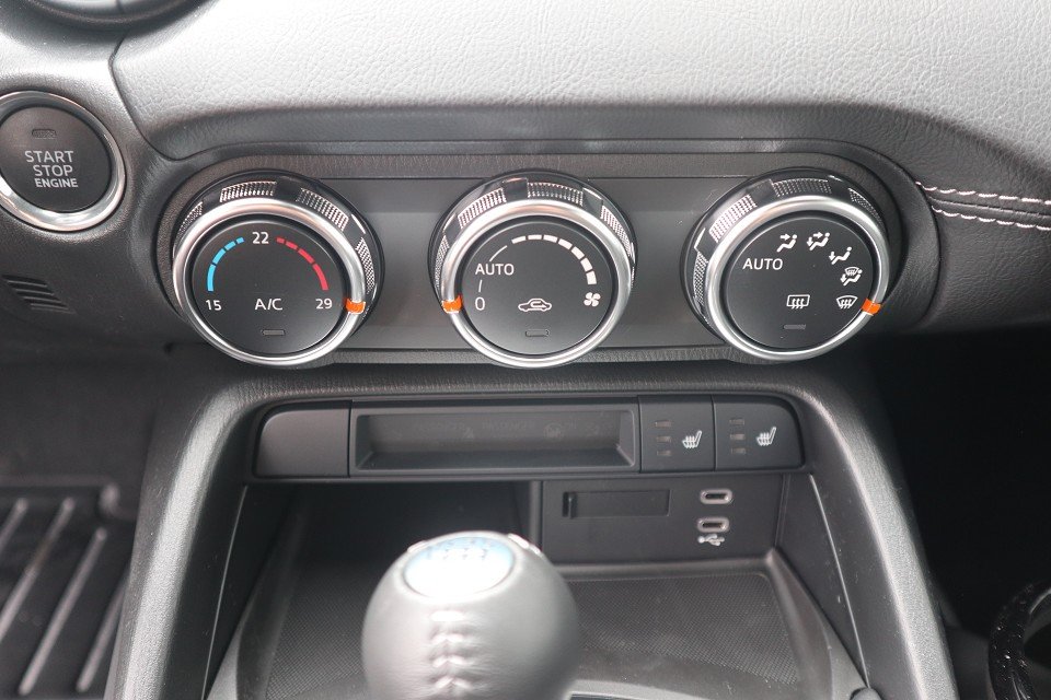 Fahrzeugabbildung Mazda MX-5 G-132 Exclusive-Line LEDER NAVI ACAA BOSE RFK SHZ
