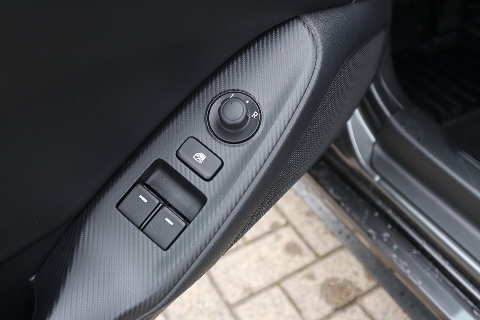 Fahrzeugabbildung Mazda MX-5 G-132 Exclusive-Line LEDER NAVI ACAA BOSE RFK SHZ