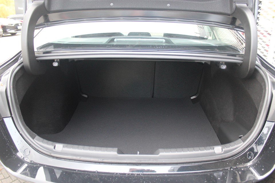 Fahrzeugabbildung Mazda 3 FB X-186 AT Exclusive-Line GSD *Sofort*Aktion* 360° MATRIX BOSE LHZ