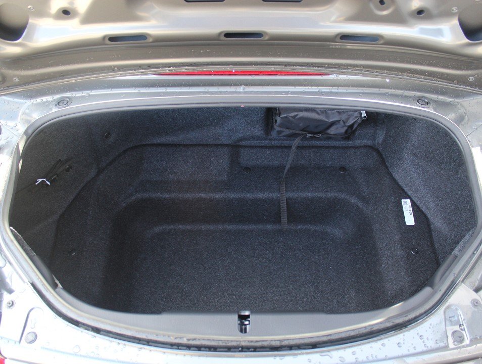 Fahrzeugabbildung Mazda MX-5 2027 G-136 Kazari NAPPA NAVI ACAA MATRIX RFK BOSE SHZ