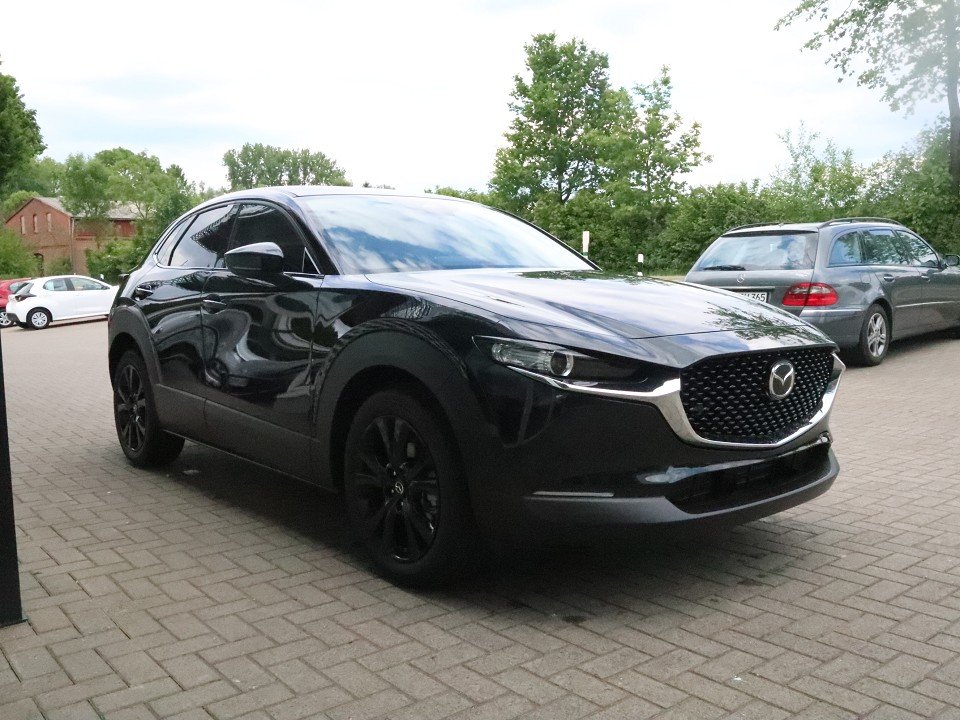 Fahrzeugabbildung Mazda CX-30 2027 G-140 AT Homura 18Zoll SHZ EPH LogIn