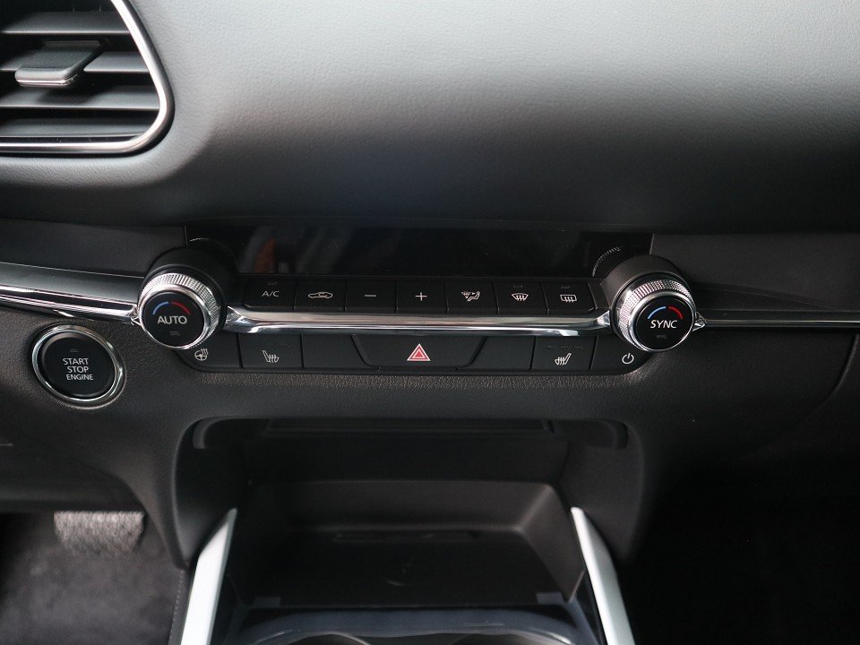 Fahrzeugabbildung Mazda CX-30 2027 G-140 AT Makoto 360° BOSE LHZ SHZ