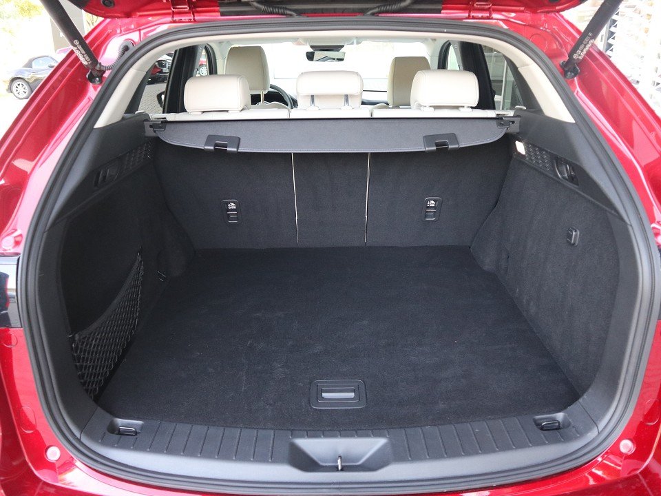Fahrzeugabbildung Mazda CX-60 D-254 AWD AT Takumi PRE-COM-P CON-P DA-P PAN-P *Aktion* Leder el.Sitzv. 360° BOSE MATRIX