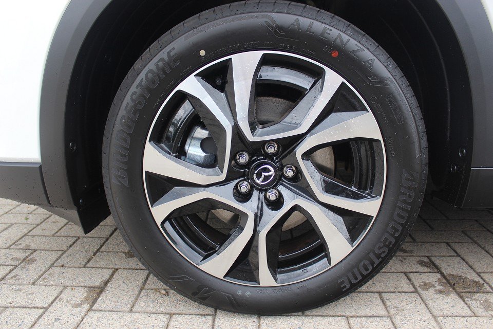 Fahrzeugabbildung Mazda CX-5 G-141 AT Exclusive-Line BOSE 360° Teil-Leder el.Sitzv.
