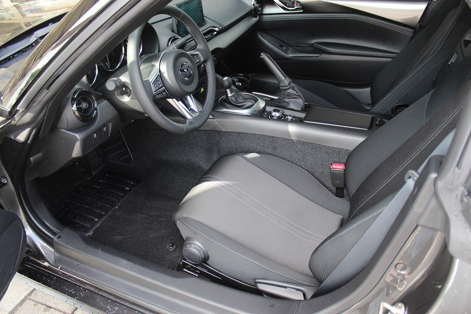 Fahrzeugabbildung Mazda MX-5 2027 G-136 Prime-Line *Aktion* ACAA Klima VOLL-LED SHZ 16Zoll Tempomat