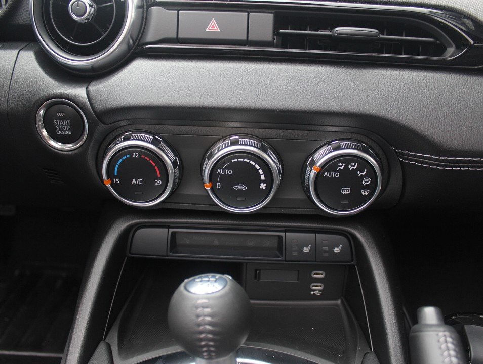 Fahrzeugabbildung Mazda MX-5 G-132 Exclusive-Line *Sofort* LEDER MATRIX BOSE RFK SHZ