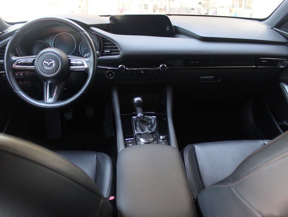 Fahrzeugabbildung Mazda 3 G-122 Selection LEDER ACT DES BOSE *Zubehör* Sportlich MATRIX 360° LogIn SHZ LHZ