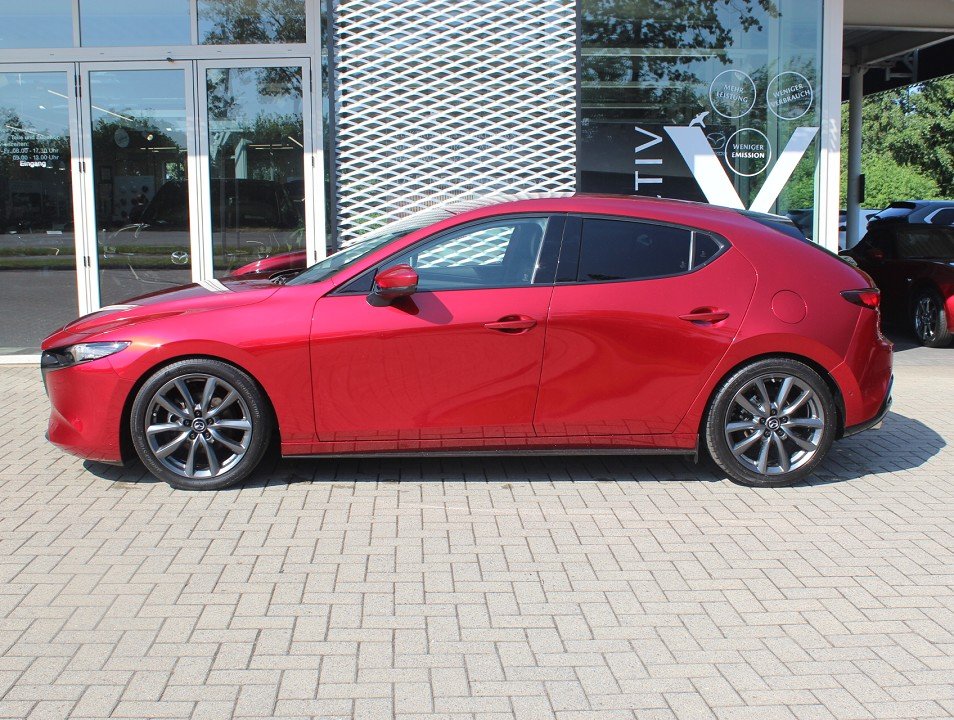 Fahrzeugabbildung Mazda 3 G-122 Selection LEDER ACT DES BOSE *Zubehör* Sportlich MATRIX 360° LogIn SHZ LHZ