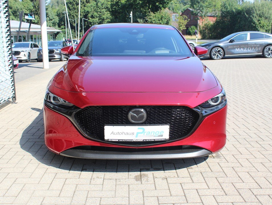 Fahrzeugabbildung Mazda 3 G-122 Selection LEDER ACT DES BOSE *Zubehör* Sportlich MATRIX 360° LogIn SHZ LHZ