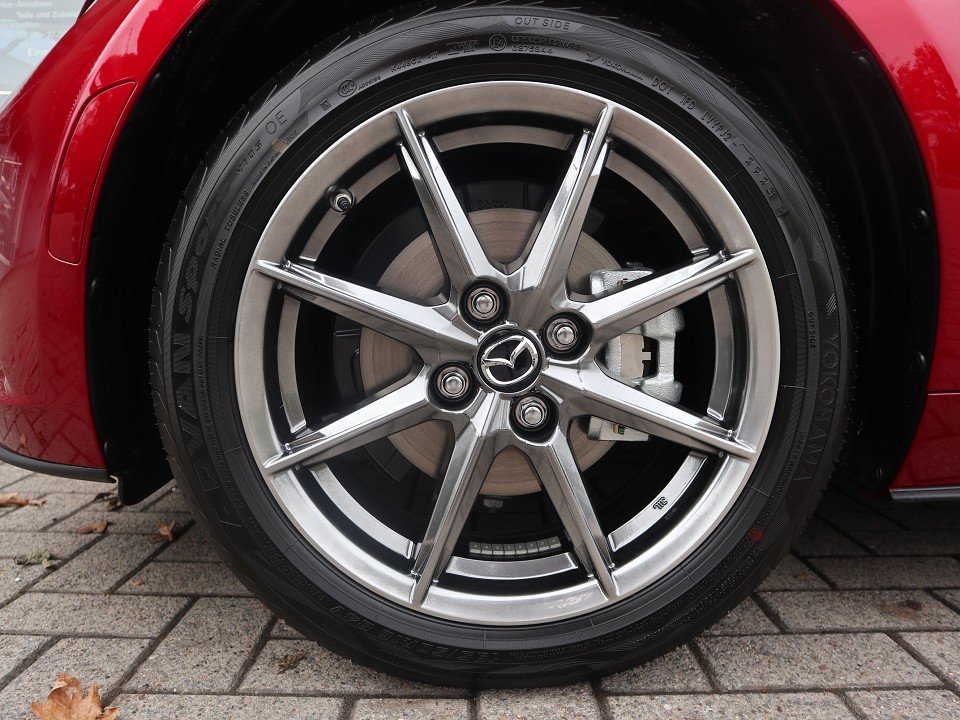 Fahrzeugabbildung Mazda MX-5 2027 G-136 Exclusive-Line LEDER MATRIX BOSE RFK SHZ