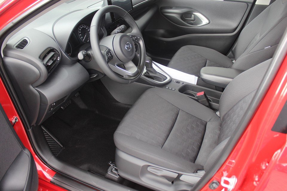 Fahrzeugabbildung Mazda 2 Hybrid 1.5L VVT-i 116 PS CVT Centre-Line *Sofort*Aktion* ALU ACAA RFK MRCC
