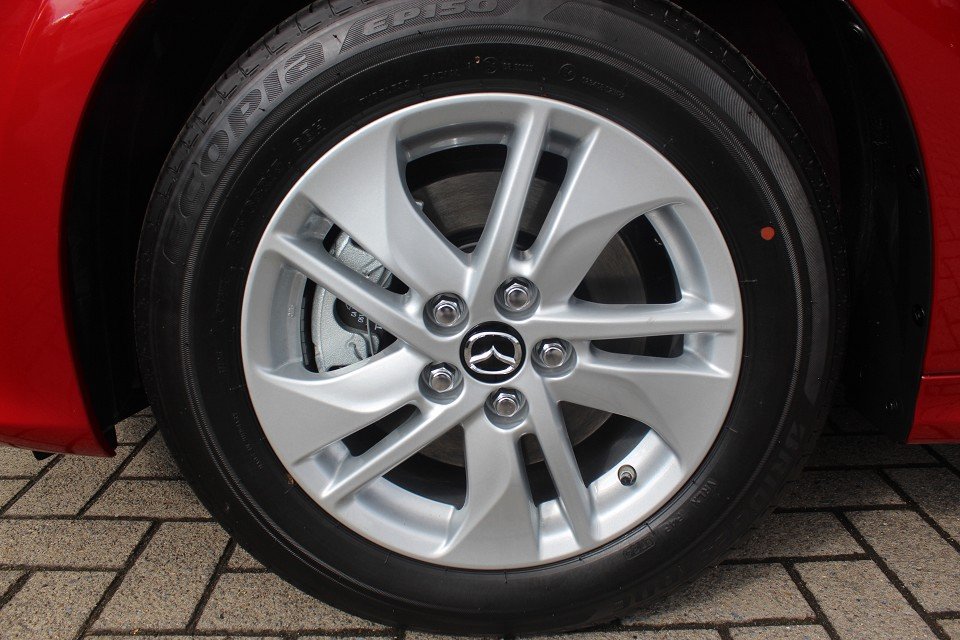 Fahrzeugabbildung Mazda 2 Hybrid 1.5L VVT-i 116 PS CVT Centre-Line *Sofort*Aktion* ALU ACAA RFK MRCC