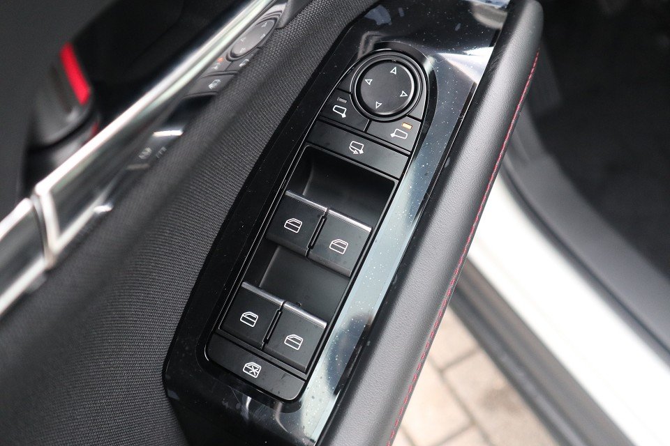 Fahrzeugabbildung Mazda CX-30 M-Hybrid G-140 Homura *Sofort*Aktion* el.Heck LED SHZ RFK EPH 18-Zoll LogIn