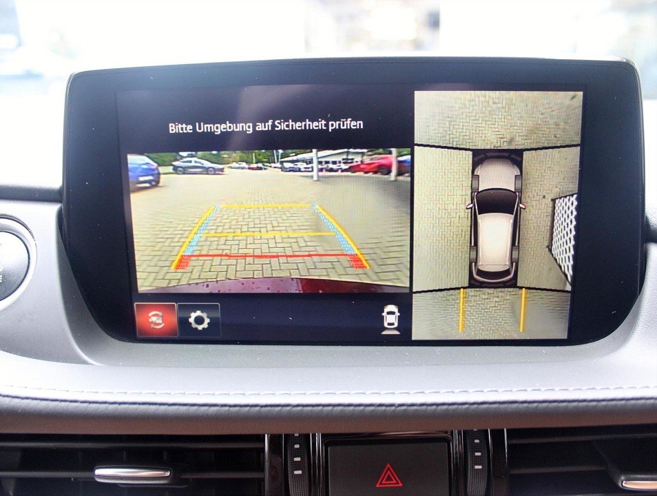 Fahrzeugabbildung Mazda 6 G-194 AT 20TH ANNIVERSARY GSD NAPPA el.Sitzv. 360° MATRIX BOSE HUD